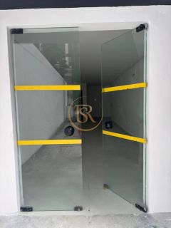 Sala comercial para locação anual