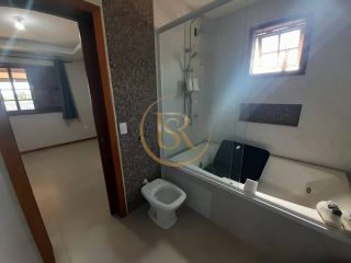 Casa à venda no Alto Perequê