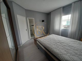 Sobrado de esquina no Centro de Camboriú