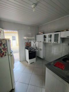 Casa com 3 quartos na Ponta Grossa, sendo 1 suíte, não financia