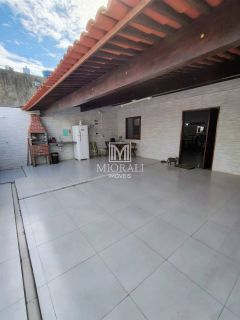 Casa com 4 quartos e primeiro andar no Graciliano Ramos