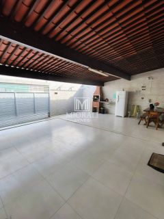 Casa com 4 quartos e primeiro andar no Graciliano Ramos