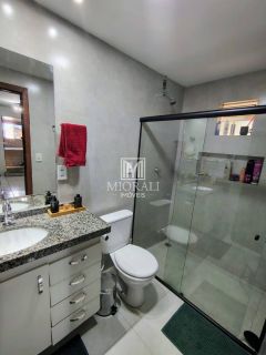 Casa com 4 quartos e primeiro andar no Graciliano Ramos