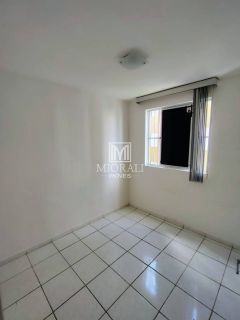 Venda de Apartamento no 1º andar no Condomínio Mayra, Serraria