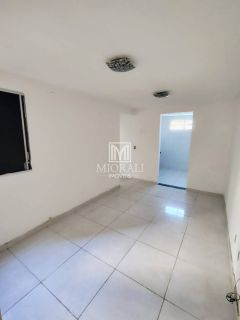 Venda apartamento no térreo no Bosque dos Flamboiães - Benedito Bentes