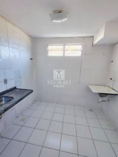 Venda apartamento no térreo no Bosque dos Flamboiães - Benedito Bentes