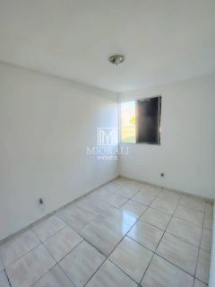 Venda apartamento no térreo no Bosque dos Flamboiães - Benedito Bentes