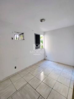 Venda apartamento no térreo no Bosque dos Flamboiães - Benedito Bentes