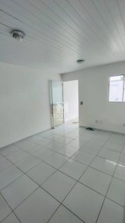 Casa 3 Quartos no Benedito Bentes – Condomínio Fechado com Lazer Completo