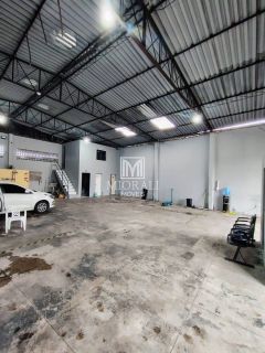 Aluguel de galpão na principal do Feitosa – 140m² com Escritório e Banheiros