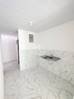 Aluguel de Casa no 1º andar no Feitosa com 3 Quartos, 2 banheiros, Varanda