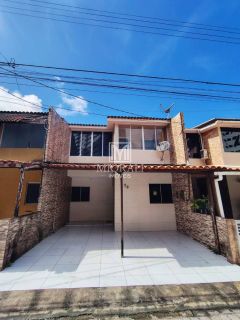 Aluguel de Casa Duplex 4 Quartos em Condomínio Fechado – Próx. ao Aldebaran