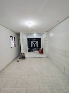 Aluguel de Casa com Ponto Comercial no Antares – Próx. à Via Expressa por R$ 1.400