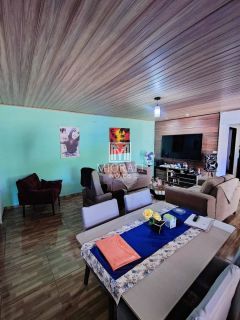 Venda de Casa em Lote Amplo no Jardim Petrópolis 2 com 3 Quartos, 504m² e Aceita Troca