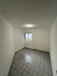 Aluguel de Apartamento 2 Quartos na Ponta Verde, Próximo à Praia