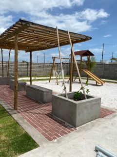 Terreno 240m² em Condomínio Fechado Lagos do Francês – Aceita Financiamento