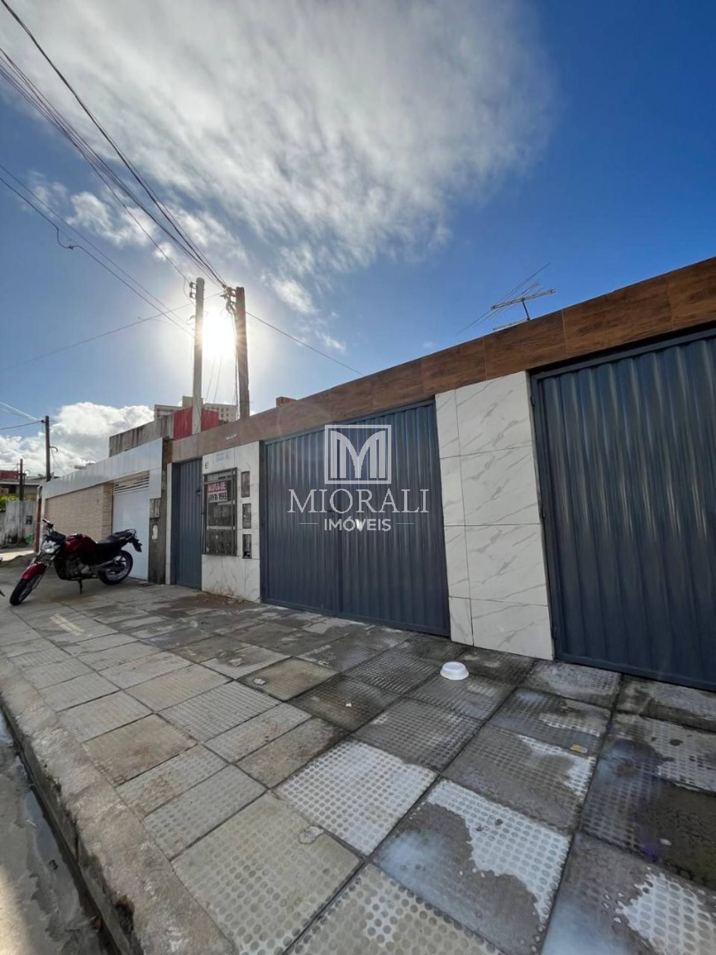 Aluguel de Casa com 3 Quartos com Suíte no São Jorge