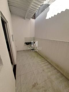 Casa nova com planejados, área gourmet e fino acabamento na Santa Lúcia