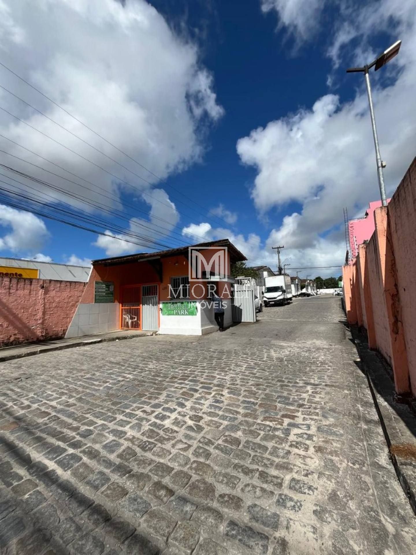 Apartamento 2 quartos no Residencial Central Park, Próx. Shopping Pátio, Aceita financiamento