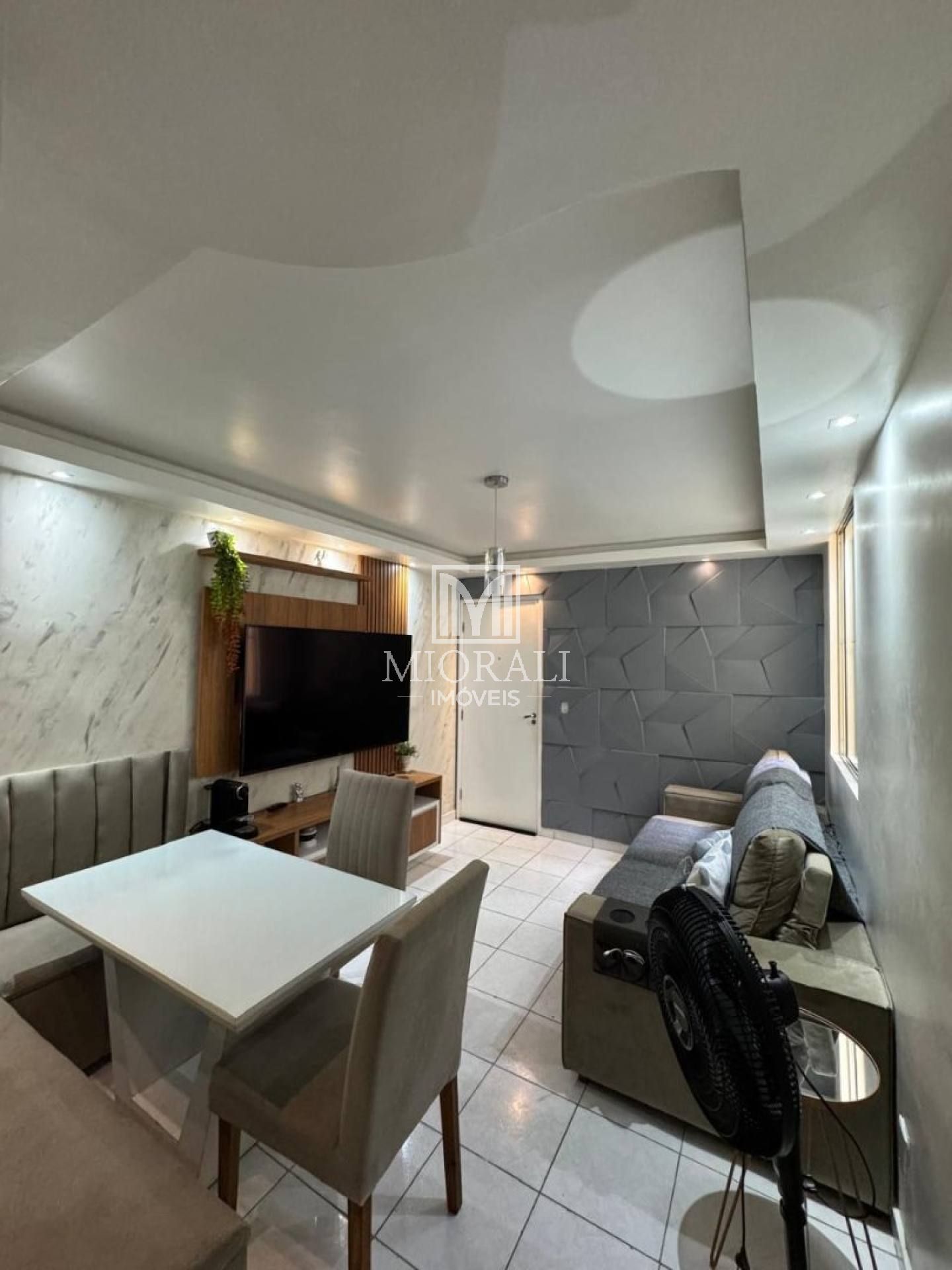 Apartamento térreo 2 quartos no Condomínio Lúcio Costa com planejados