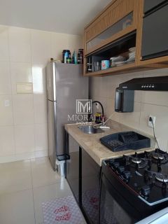 Apartamento com porcelanato no Vale dos Corais, na rua do Mix Mateus Antares