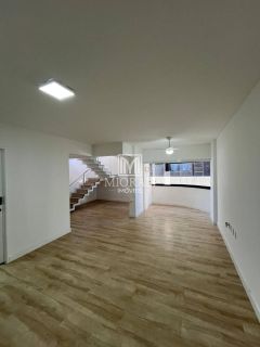 Cobertura duplex com energia solar e 3 suítes no Edifício Luzon, nascente e 2 vagas