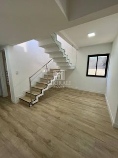 Cobertura duplex com energia solar e 3 suítes no Edifício Luzon, nascente e 2 vagas