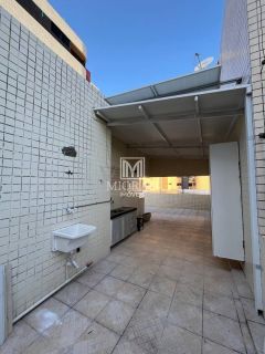 Cobertura duplex com energia solar e 3 suítes no Edifício Luzon, nascente e 2 vagas