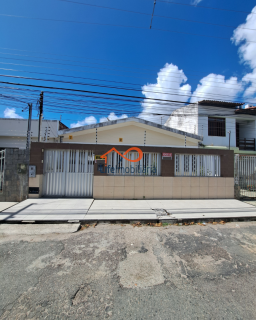 Casa a Venda com 3 Dormitórios Sendo 3 Suítes - Excelente localização no bairro Suíssa!