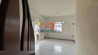 CASA À VENDA COM 3 QUARTOS NO BAIRRO AEROPORTO