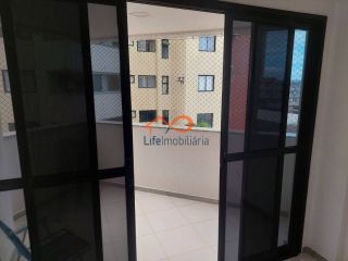Apartamento à venda no Residencial Gran Farol, na Coroa do Meio