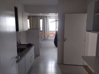 Apartamento à venda no Residencial Gran Farol, na Coroa do Meio