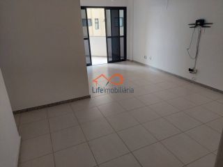 Apartamento à venda no Residencial Gran Farol, na Coroa do Meio