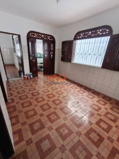 Casa a venda no Bairro Industrial