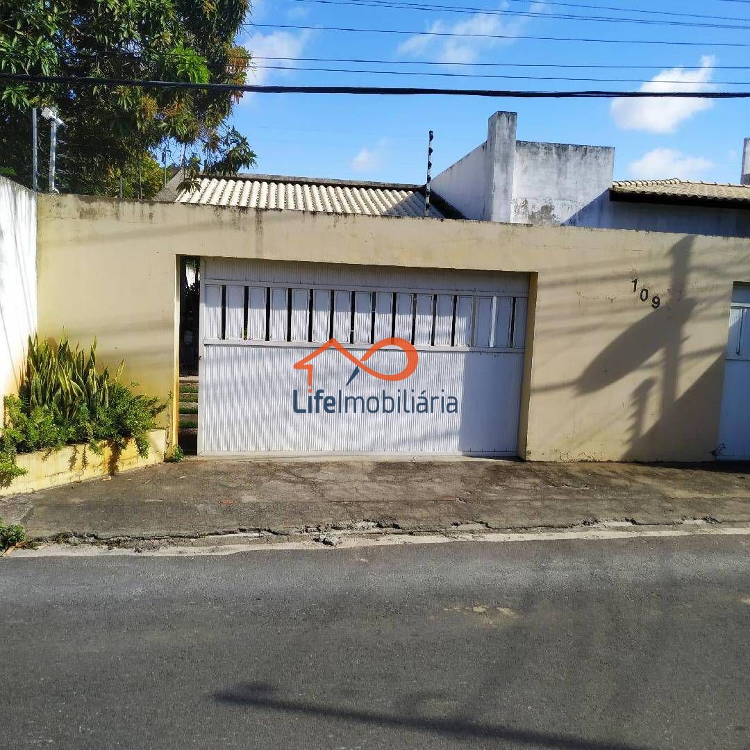 Casa à venda na Farolândia - 566m² 4/4 e 3 Suítes