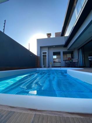 EXCLUSIVIDADE LEV IMÓVEIS – CASA ALTO PADRÃO NA PRAIA DO CASCALHO