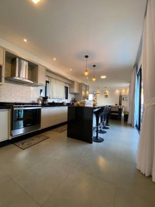 EXCLUSIVIDADE LEV IMÓVEIS – CASA ALTO PADRÃO NA PRAIA DO CASCALHO