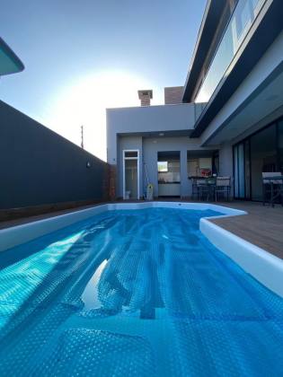 EXCLUSIVIDADE LEV IMÓVEIS – CASA ALTO PADRÃO NA PRAIA DO CASCALHO