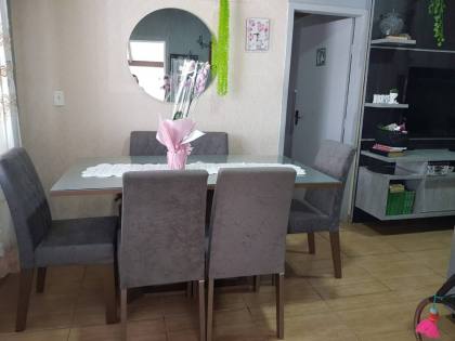 Casa com Edícula no Centro de Penha – Conforto e Exclusividade a 800m da Praia