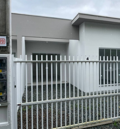 Casa a 1500m do Mar em Penha – Ótima Localização e Financiável