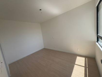 Apartamento com Vista para o Mar e Área de Lazer Completa