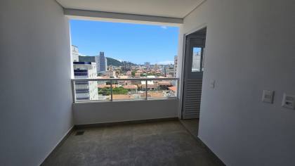 Exclusividade e Sofisticação a 220m do Mar