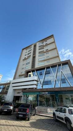 Exclusividade e Sofisticação a 220m do Mar