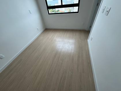 Apartamento com 3 Dormitórios Vista Mar