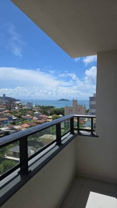 Apartamento com 3 Dormitórios Vista Mar