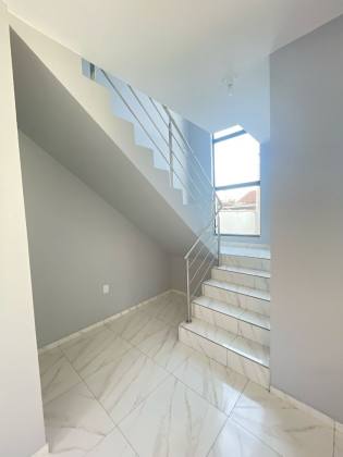 SOBRADO PRONTO PARA MORAR