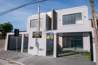 Sobrados com 2 suítes próximos ao mar e ao Beto Carrero em Penha