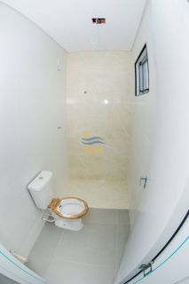 Sobrados com 2 suítes próximos ao mar e ao Beto Carrero em Penha