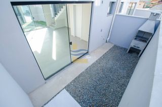 Sobrados com 2 suítes próximos ao mar e ao Beto Carrero em Penha