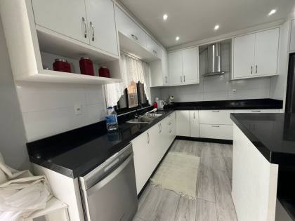 Sobrado Alto Padrão Mobiliado